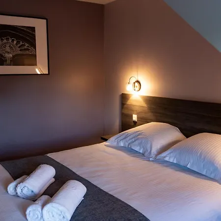 Restaurant La Grand Mare Отель Conches-en-Ouche