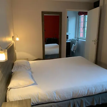 Hotel Restaurant La Grand Mare 2*